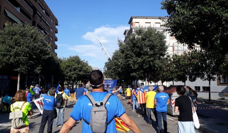 Recull d’imatges de la Diada Nacional de Catalunya marcada per la distància a causa de la pandèmia.