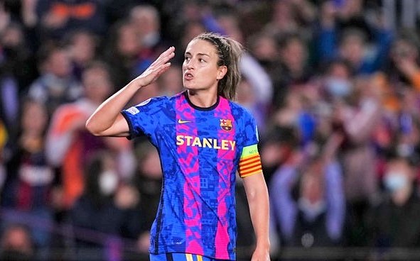 Alexia Putellas va vendre el doble de samarretes durant el partit de dimecres que les que normalment ven un jugador del Barça masculí.