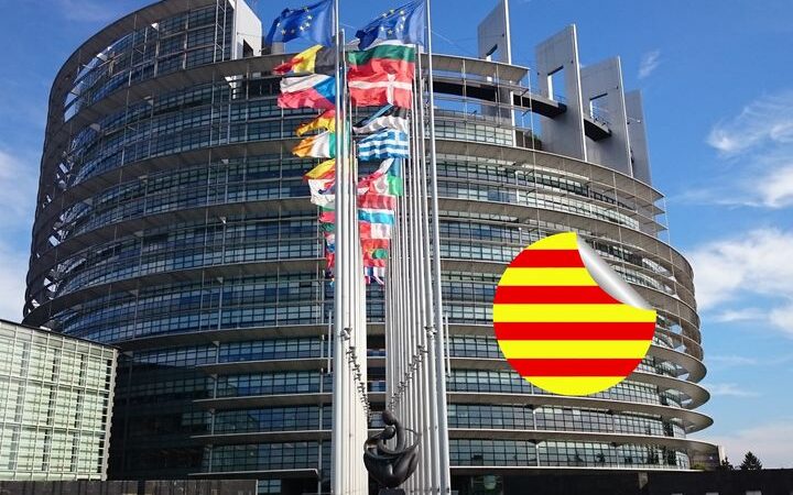 El govern central demana al Parlament Europeu que es permeti utilitzar el català a l’Eurocambra.
